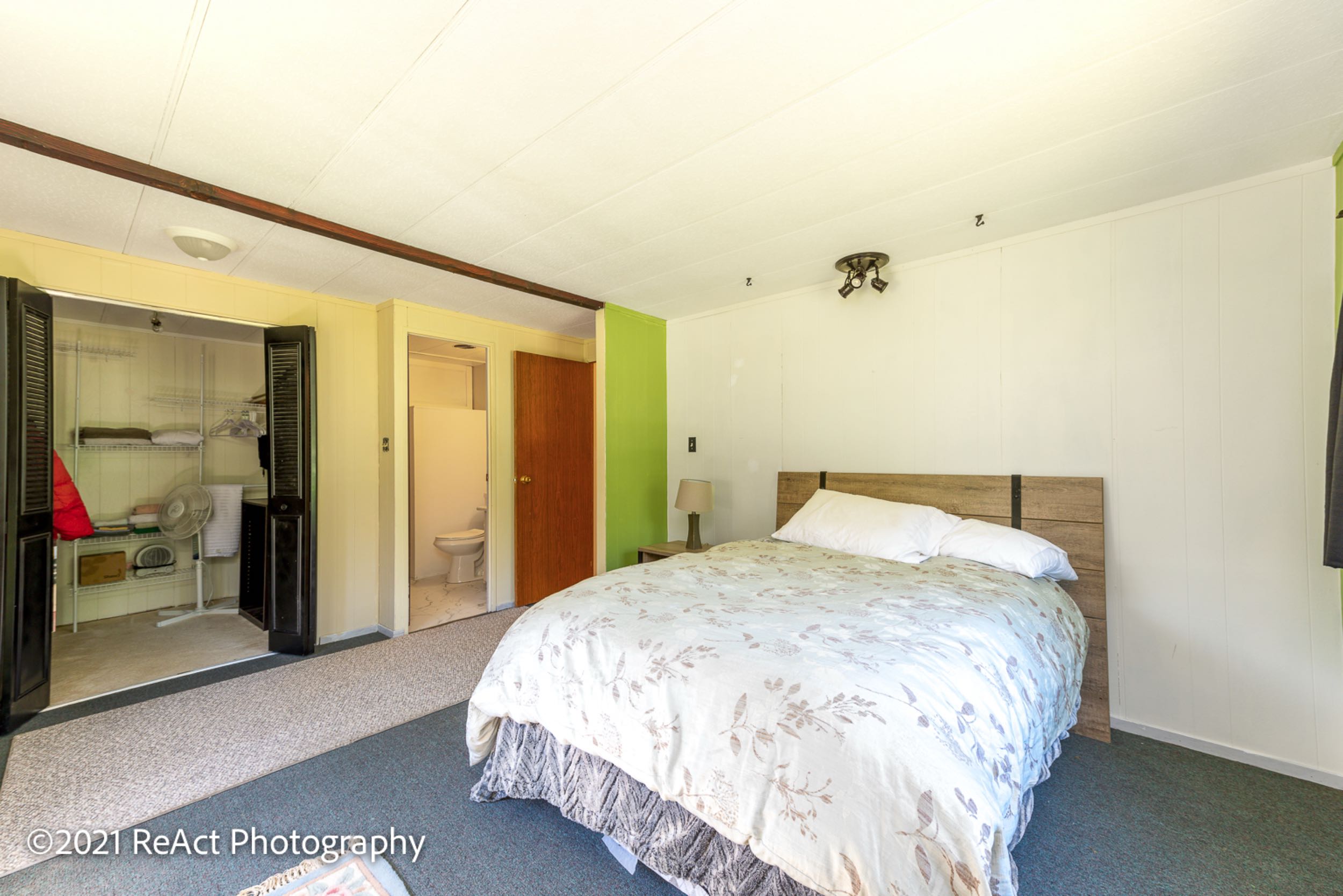 27 Primary%20Bedroom